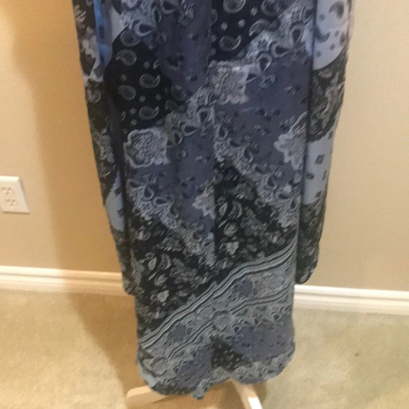 Elegant Satin Look Halter Neck Asymmetrical Hem Dress-Size M - Picture 8 of 8